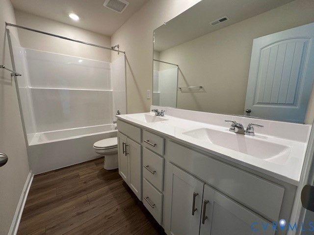 7200 Shining Armor Ct, Henrico, VA 23231