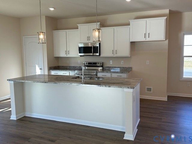 7200 Shining Armor Ct, Henrico, VA 23231