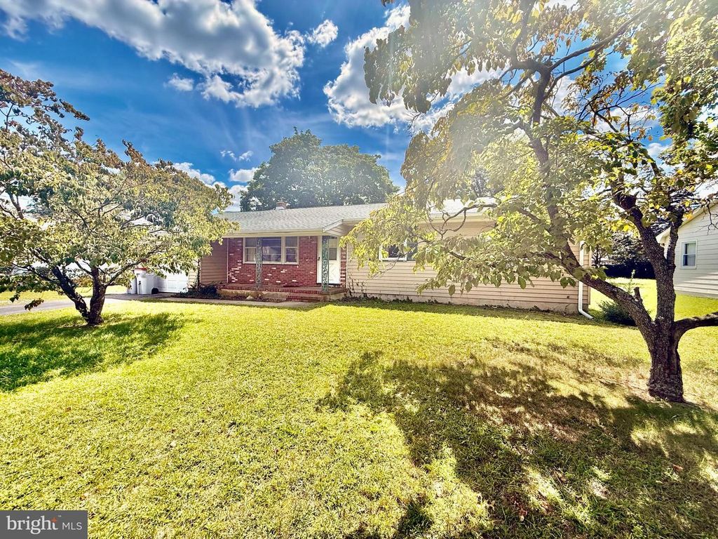 1221 MAYFAIR CT, Vineland, NJ 08360