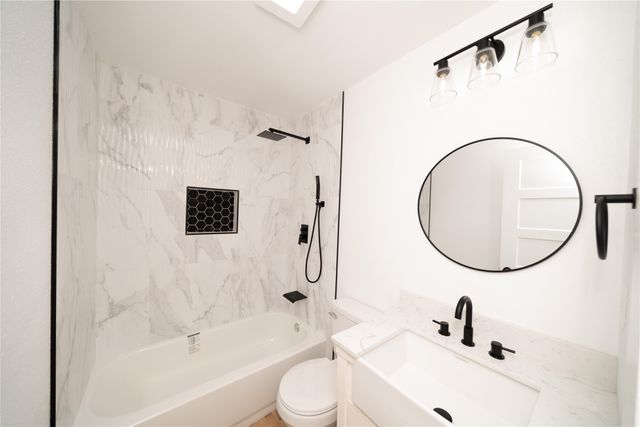 312 N Retta Street, Fort Worth, TX 76111