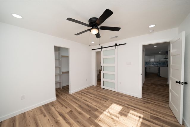 312 N Retta Street, Fort Worth, TX 76111