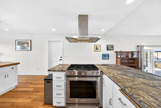 4557 Toni Lane, La Mesa, CA 91942