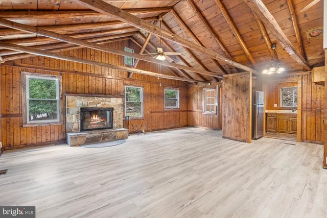 964 VALLEY VIEW RD, Harpers Ferry, WV 25425