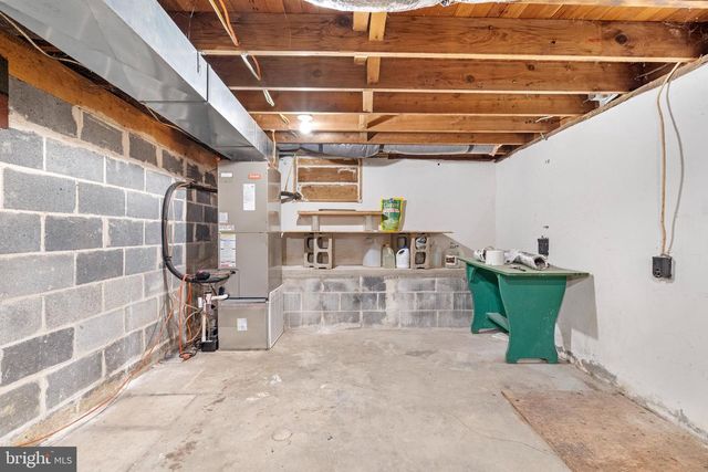 964 VALLEY VIEW RD, Harpers Ferry, WV 25425