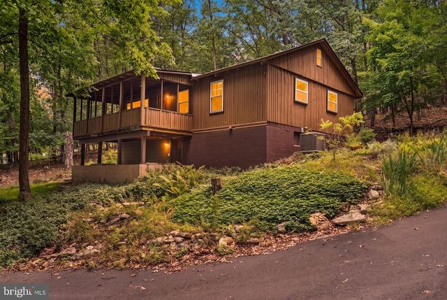 964 VALLEY VIEW RD, Harpers Ferry, WV 25425