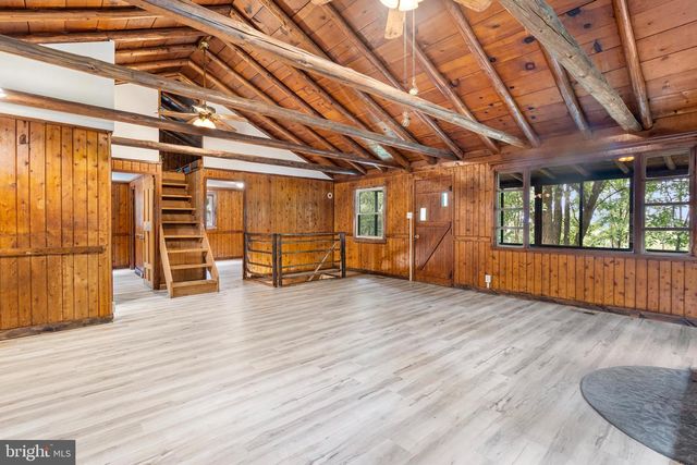 964 VALLEY VIEW RD, Harpers Ferry, WV 25425