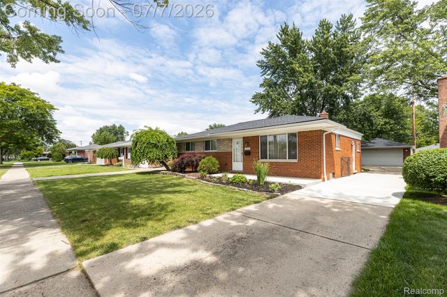 27268 Wagner Drive, Warren, MI 48093