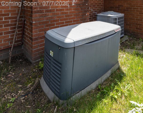 27268 Wagner Drive, Warren, MI 48093
