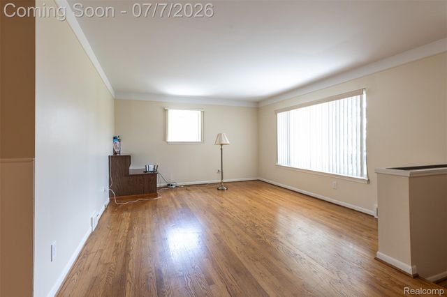 27268 Wagner Drive, Warren, MI 48093
