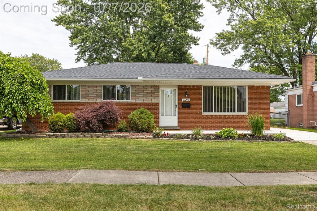 27268 Wagner Drive, Warren, MI 48093
