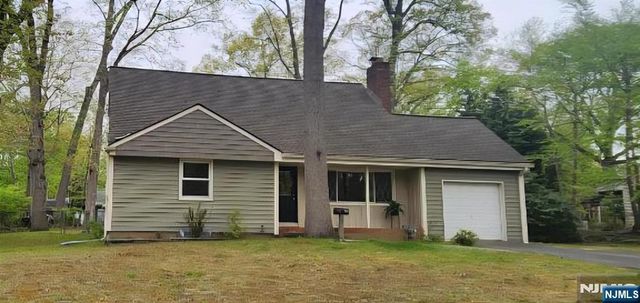 45 Campbell Avenue, Woodcliff Lake, NJ 07677