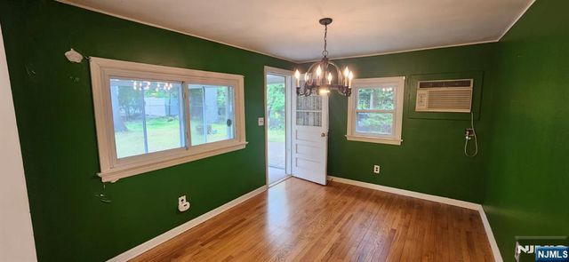 45 Campbell Avenue, Woodcliff Lake, NJ 07677