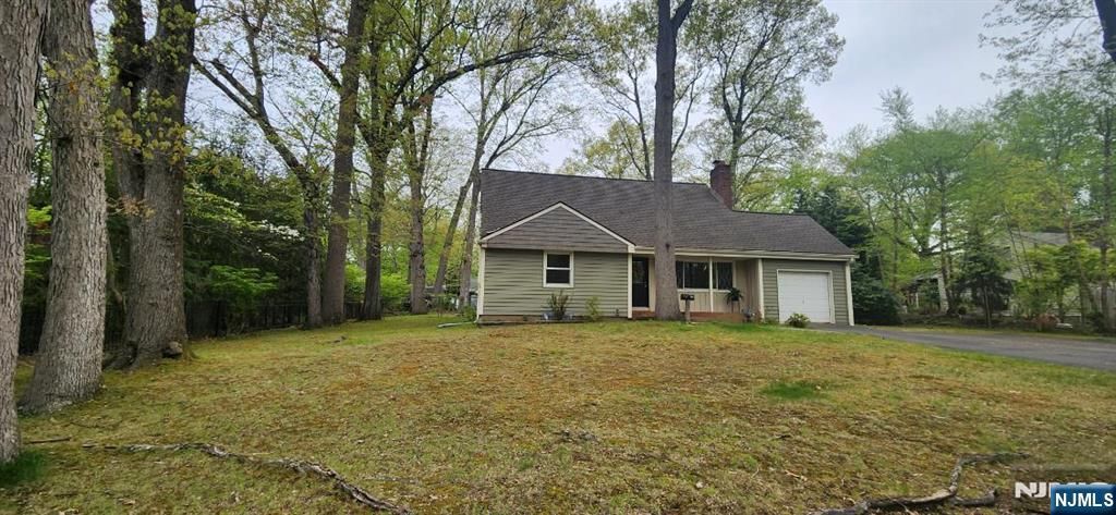 45 Campbell Avenue, Woodcliff Lake, NJ 07677