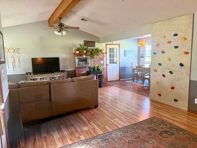 24628 S 4370 Road, Vinita, OK 74301
