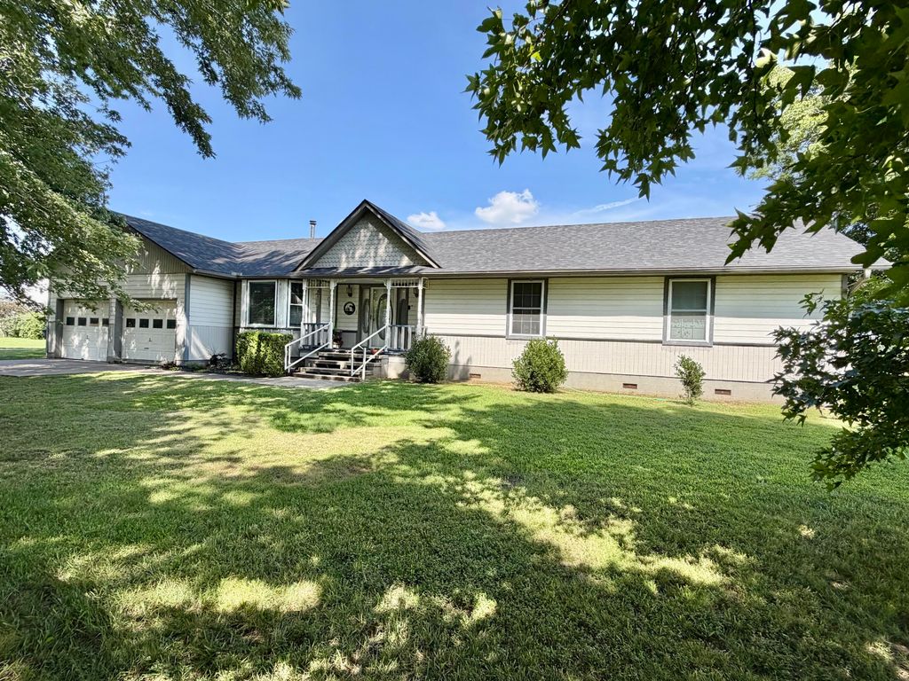 24628 S 4370 Road, Vinita, OK 74301