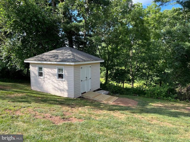 725 SCENIC DR, Harleysville, PA 19438