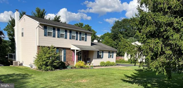 725 SCENIC DR, Harleysville, PA 19438
