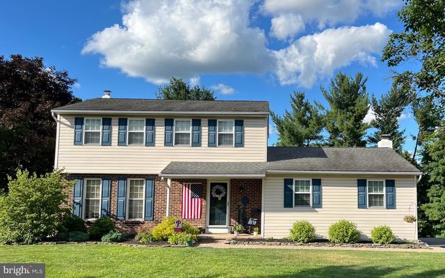725 SCENIC DR, Harleysville, PA 19438