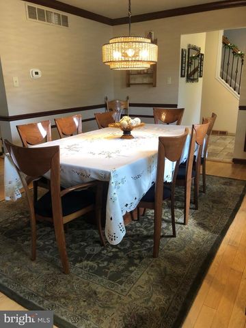 725 SCENIC DR, Harleysville, PA 19438