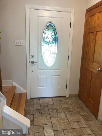 725 SCENIC DR, Harleysville, PA 19438