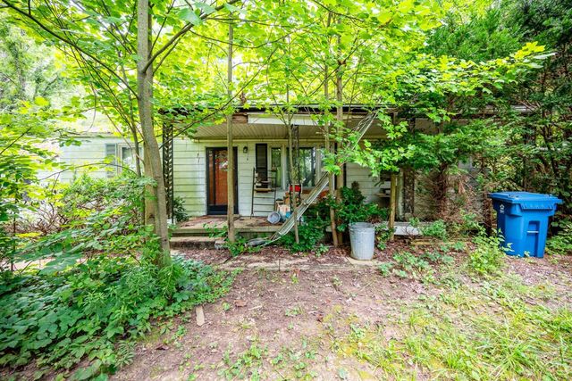 6907 Goshen Road, Goshen Twp, OH 45122