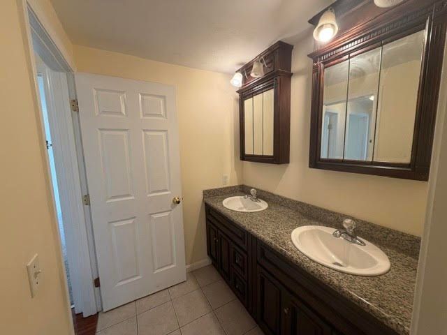 4 Pearlbush Path, Worcester, MA 01607