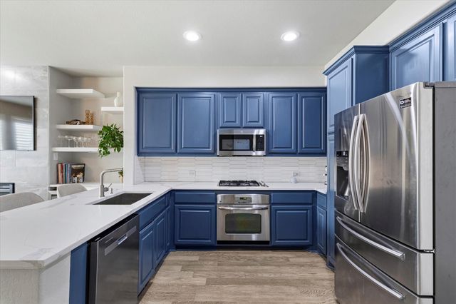 5759 Headquarters Drive, Plano, TX 75024