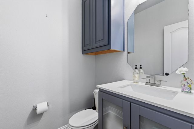 5759 Headquarters Drive, Plano, TX 75024