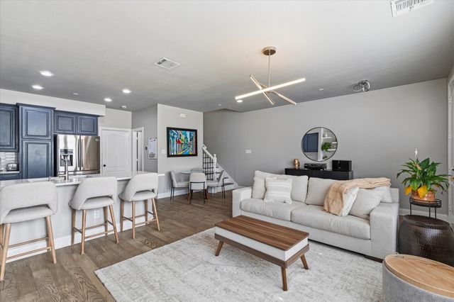 5759 Headquarters Drive, Plano, TX 75024