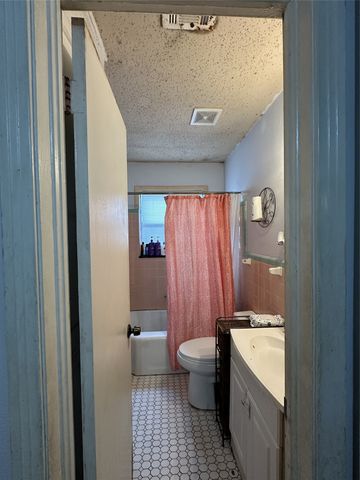 1137 Edwards Circle, Dallas, TX 75224