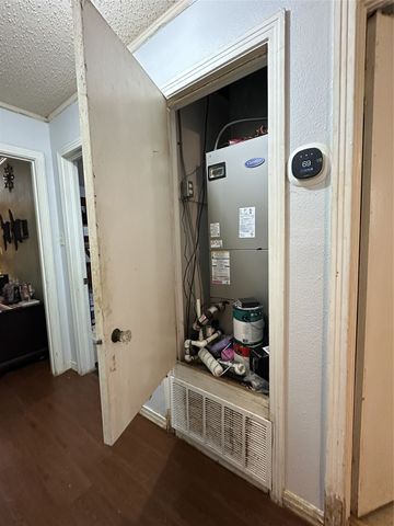 1137 Edwards Circle, Dallas, TX 75224