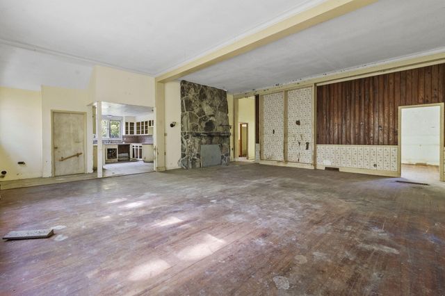 11021 Hixson Pike, Soddy Daisy, TN 37379