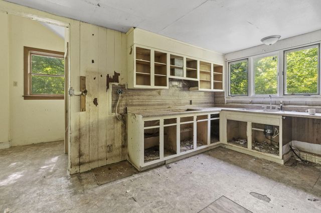 11021 Hixson Pike, Soddy Daisy, TN 37379