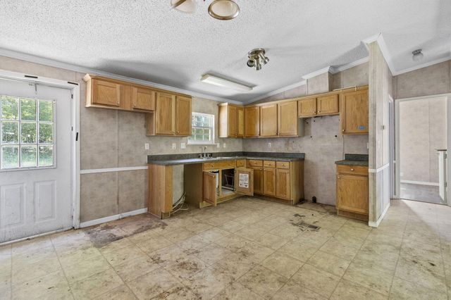 11021 Hixson Pike, Soddy Daisy, TN 37379