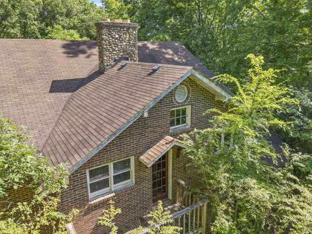 11021 Hixson Pike, Soddy Daisy, TN 37379