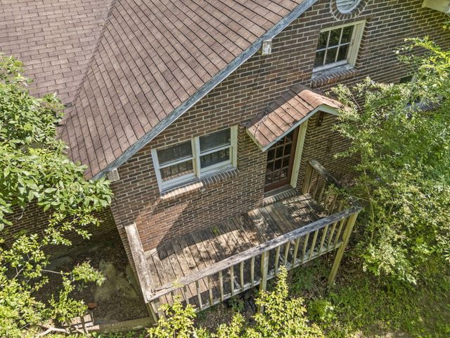 11021 Hixson Pike, Soddy Daisy, TN 37379
