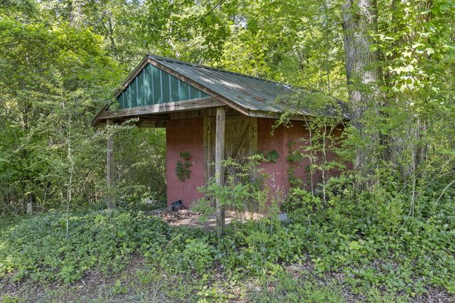 11021 Hixson Pike, Soddy Daisy, TN 37379