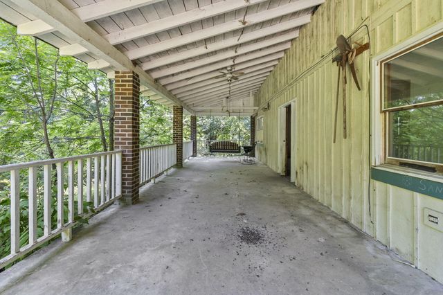 11021 Hixson Pike, Soddy Daisy, TN 37379