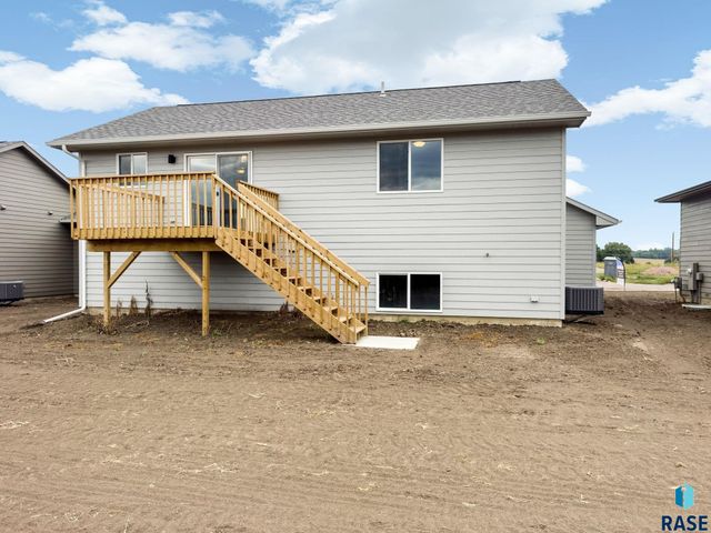 6845 W Viola Ct Court, Sioux Falls, SD 57107