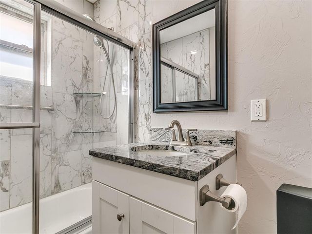 4744 SE 18th Street, Del City, OK 73115