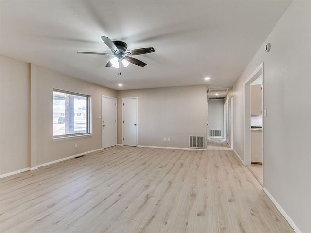 4744 SE 18th Street, Del City, OK 73115