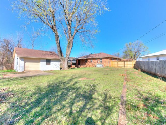 4744 SE 18th Street, Del City, OK 73115
