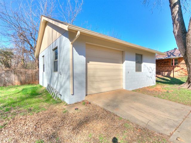 4744 SE 18th Street, Del City, OK 73115