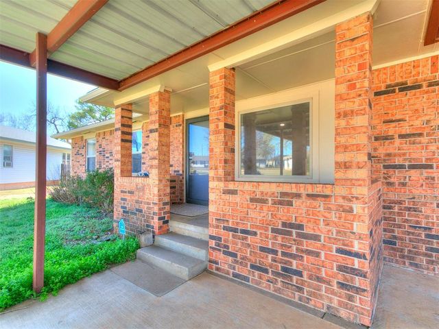 4744 SE 18th Street, Del City, OK 73115