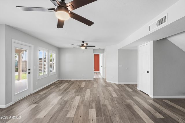 4702 E CARMEN Street, Phoenix, AZ 85044