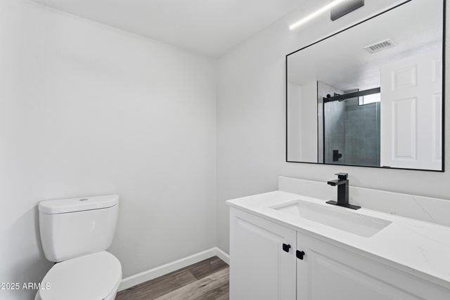 4702 E CARMEN Street, Phoenix, AZ 85044