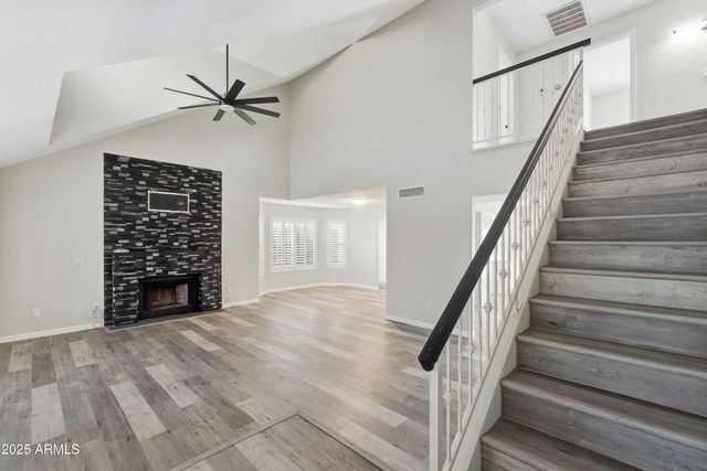 4702 E CARMEN Street, Phoenix, AZ 85044