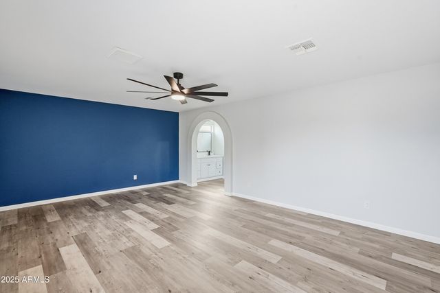 4702 E CARMEN Street, Phoenix, AZ 85044