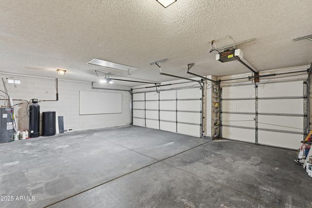 4702 E CARMEN Street, Phoenix, AZ 85044