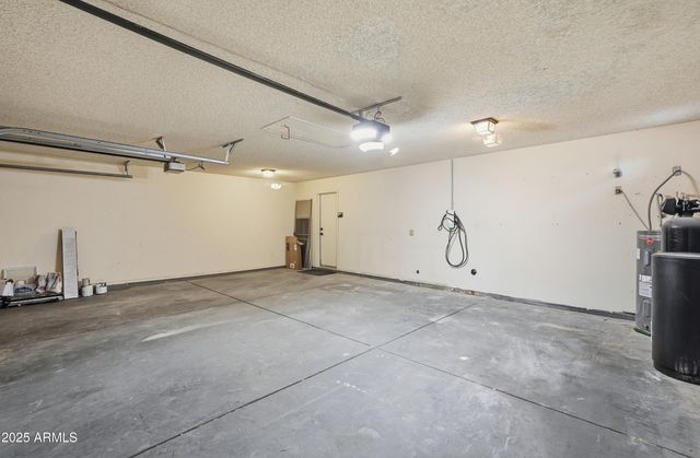 4702 E CARMEN Street, Phoenix, AZ 85044